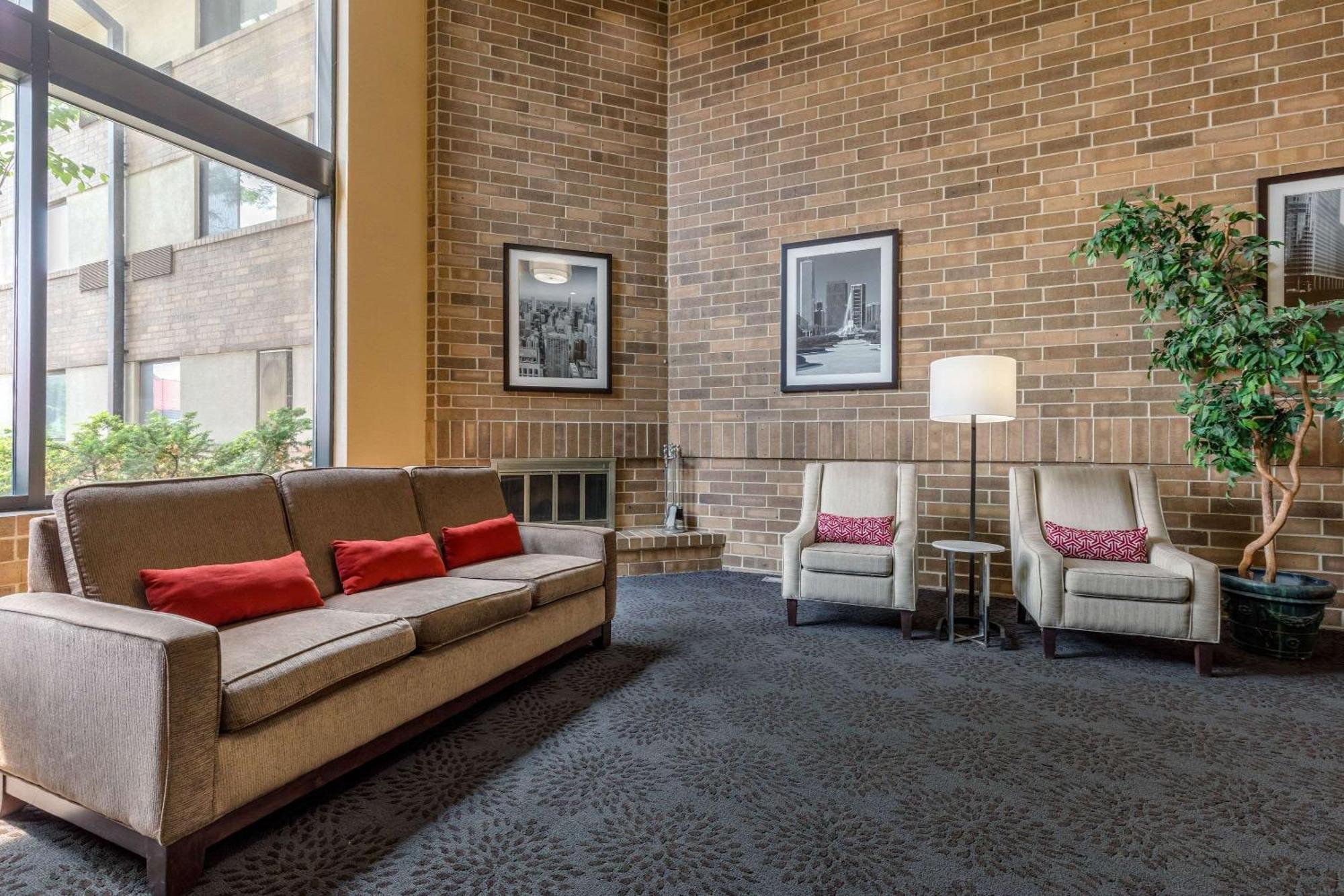 Suburban Studios Arlington Heights Elk Grove Buitenkant foto